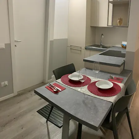 All'isola Con Terrazzo 밀라노